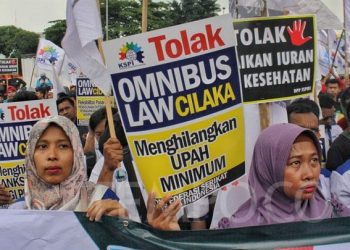 FPKS: Tangani Covid-19 Lebih Penting Daripada Bahas Omnibus Law Cipta Kerja