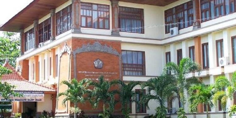 Kanwil DJP Bali Serahkan Tersangka Pidana Pajak ke Kejaksaan, Rugikan Negara Rp2,28 Miliar