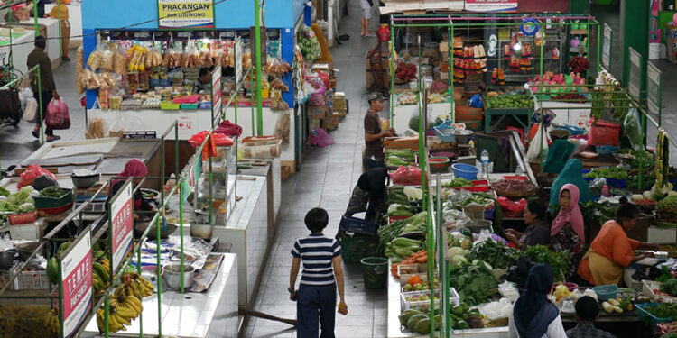Bebas Pajak Sewa Toko Pasar Tradisional hingga Mal Selama 3 Bulan