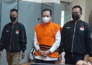 KPK Resmi Tahan Sekretaris MA Hasbi Hasan