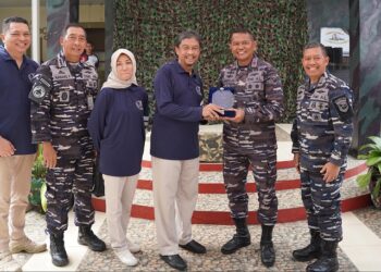 Perkuat Sinergi, Kanwil DJP Jaktim Kunjungi TNI AL Kesatrian Marinir