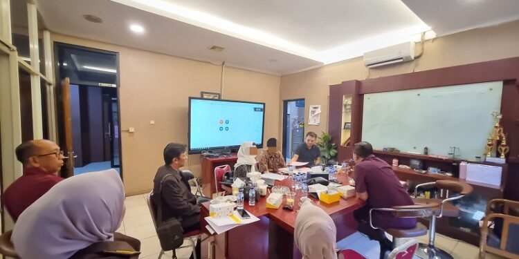 Kanwil DJP Jabar II Serahkan Tersangka dan Barang Bukti Kasus Tindak Pidana Perpajakan