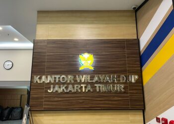 Kanwil DJP Jaktim Serahkan Tersangka Faktur Pajak Fiktif ke Kejaksaan