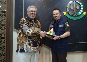 Kajati DKI Jakarta Patris Yusrian Jaya Dikukuhkan Sebagai Relawan Pajak