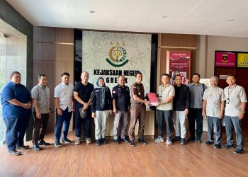 Kanwil DJP Jatim II Serahkan Tersangka Penggelapan Pajak Rp42 Miliar ke Kejari Gresik